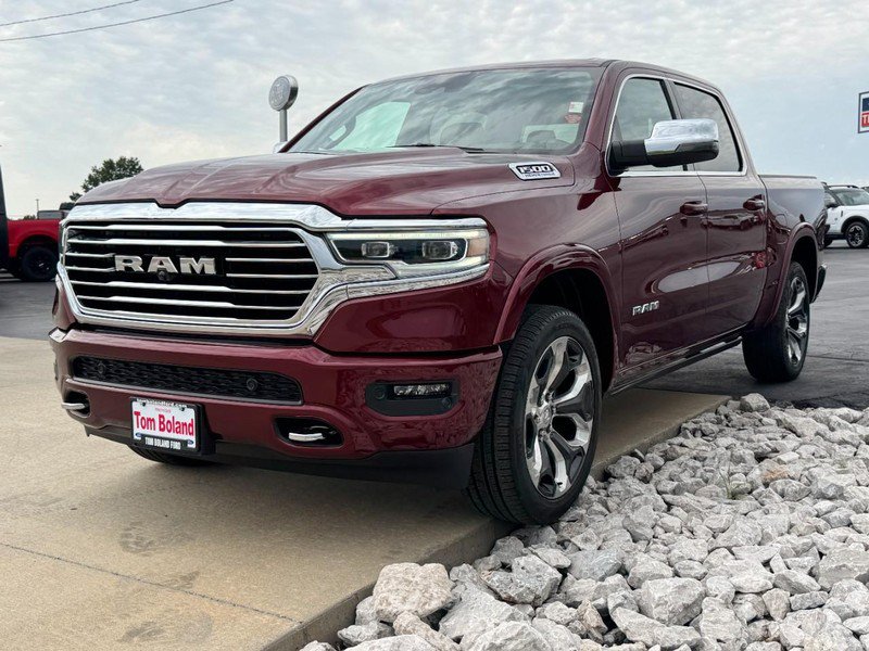 Used 2024 RAM 1500 Limited AWD/4WD image 8