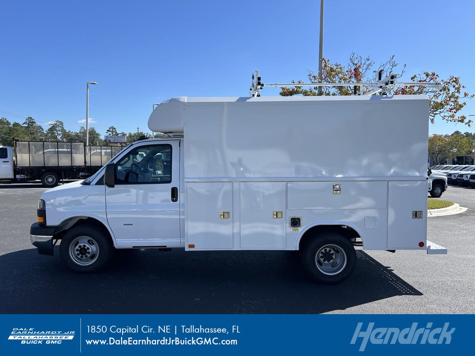 New 2024 GMC Savana 3500 w/ Power Convenience Package