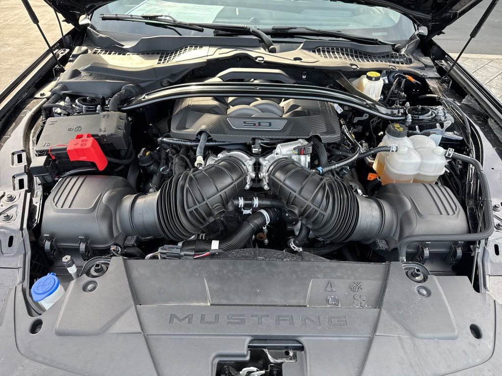 Used 2025 Ford Mustang GT Premium image 25