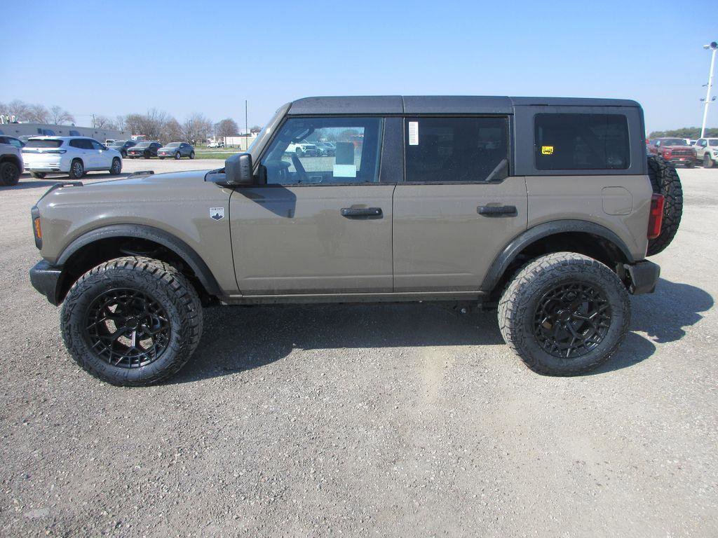 New 2026 Ford Bronco Big Bend image 9