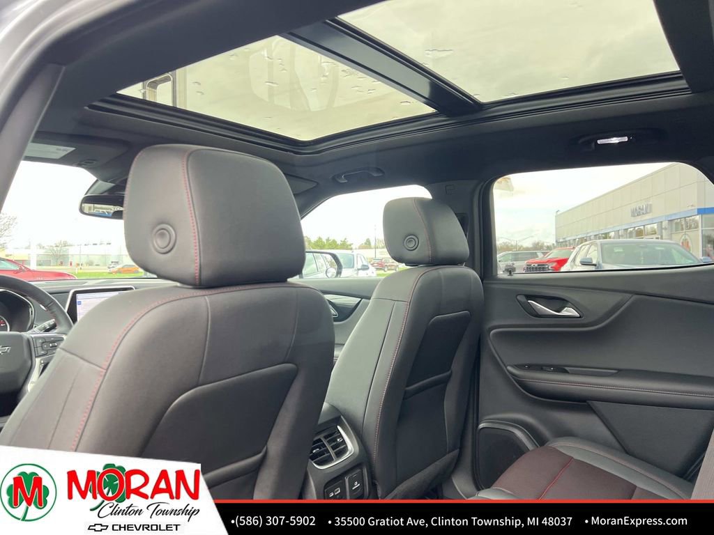 Certified 2022 Chevrolet Blazer RS w/ Enhanced Convenience Package FWD image 15