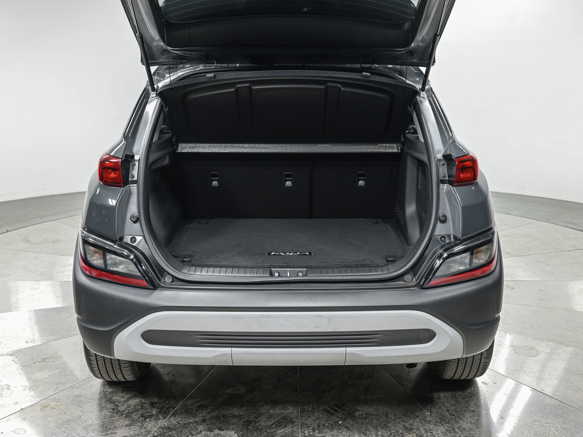 Used 2023 Hyundai Kona SEL w/ Cargo Package AWD/4WD image 6