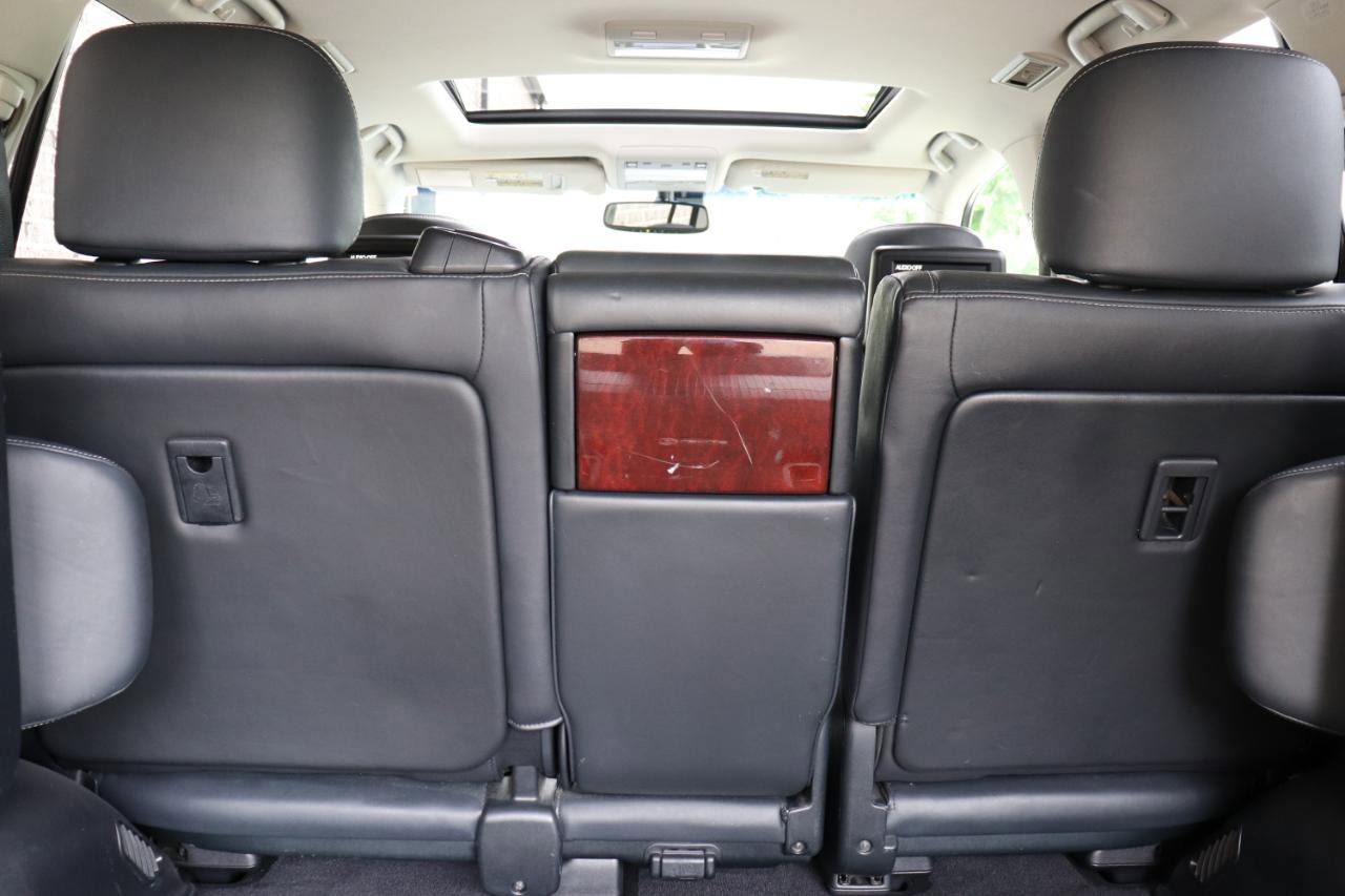 Used 2015 Lexus LX 570 4WD image 47