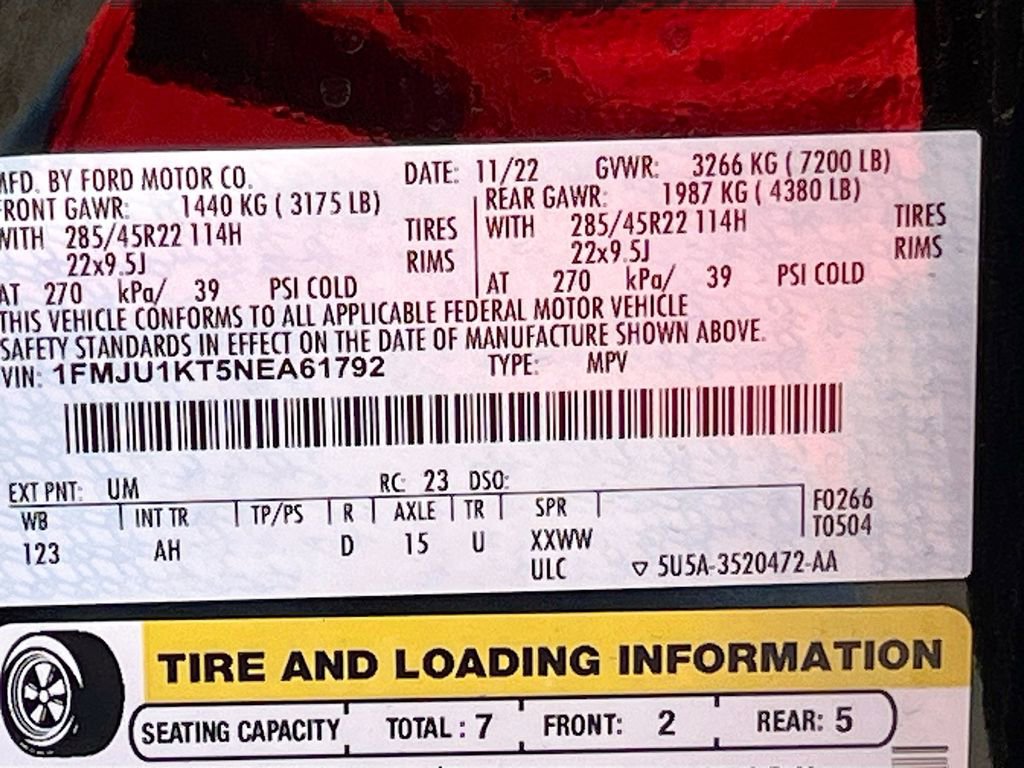 Used 2022 Ford Expedition Limited image 35