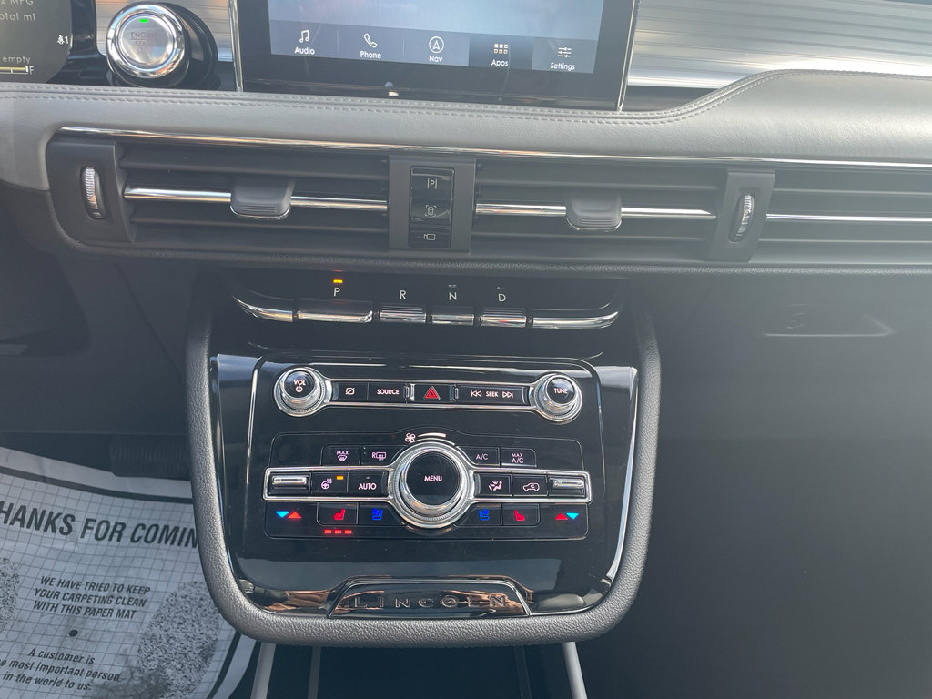 Used 2021 Lincoln Corsair Reserve w/ Equipment Group 201A image 27