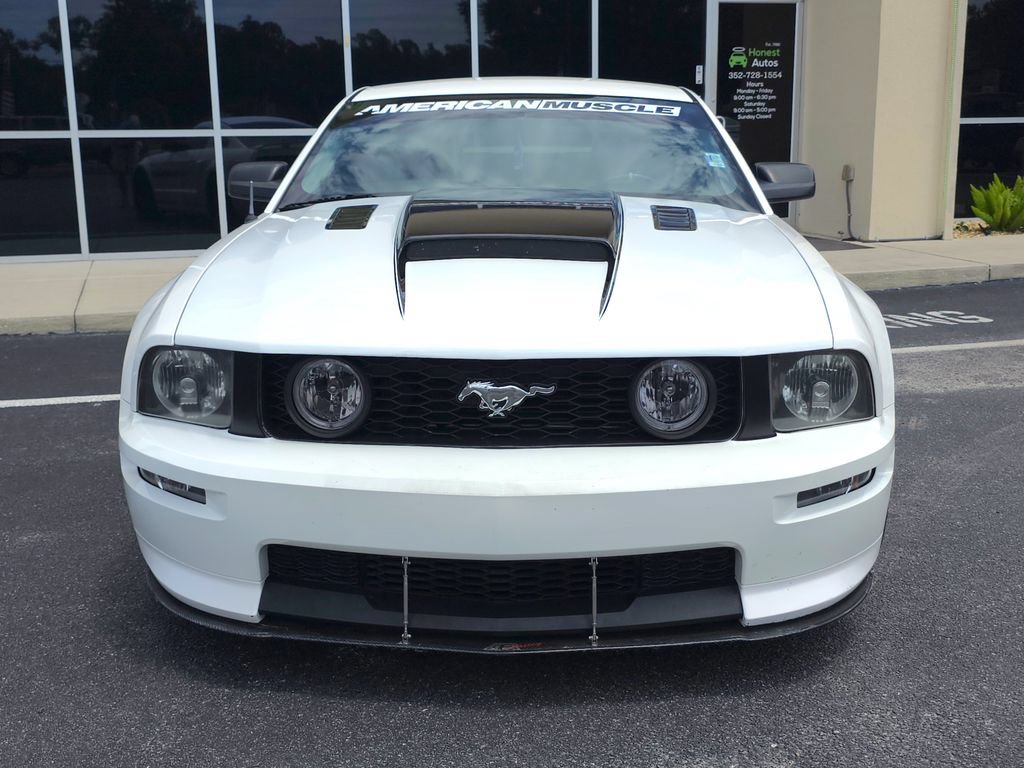 Used 2008 Ford Mustang GT Premium RWD image 2