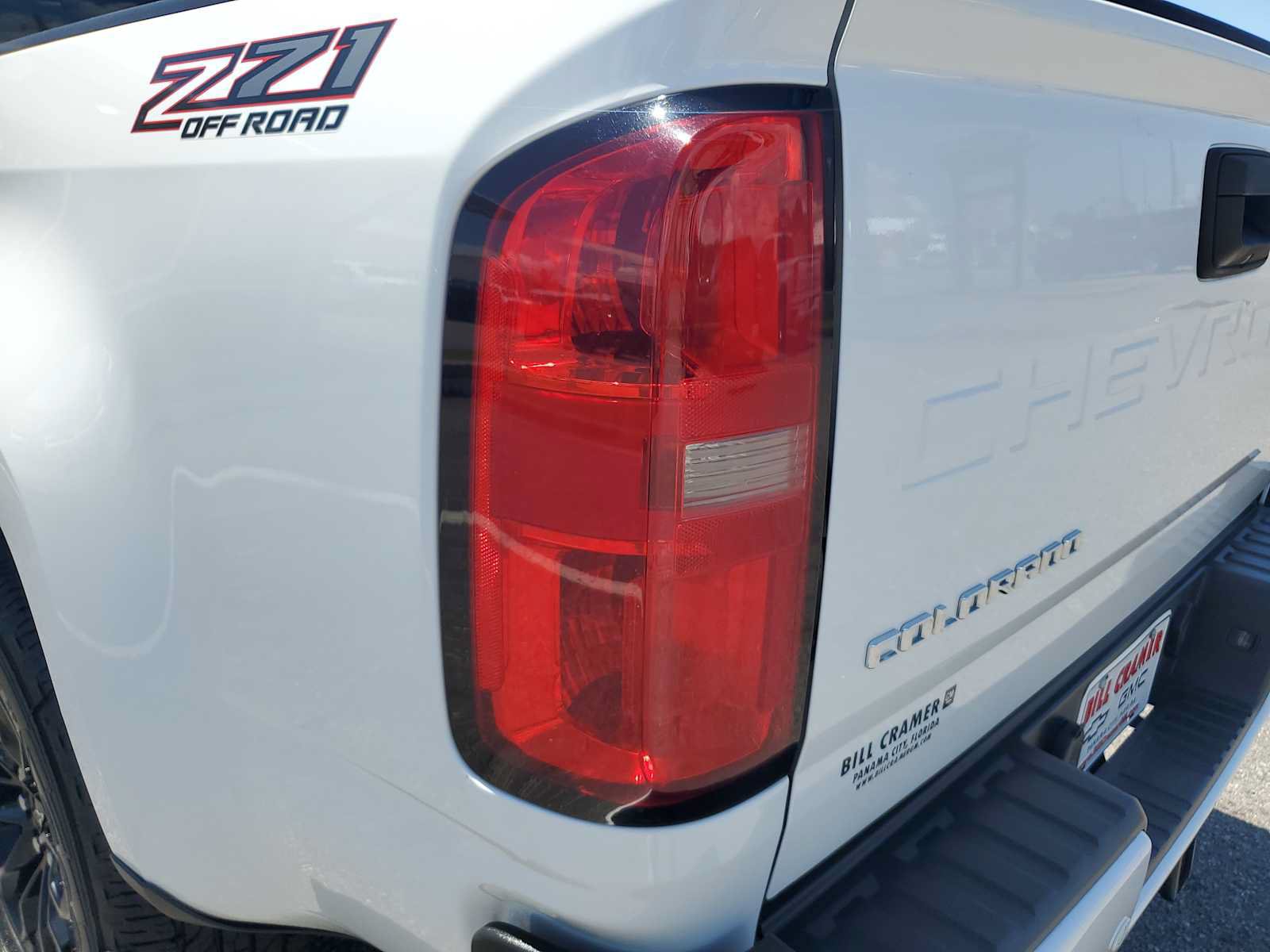 Used 2021 Chevrolet Colorado Z71 AWD/4WD image 4