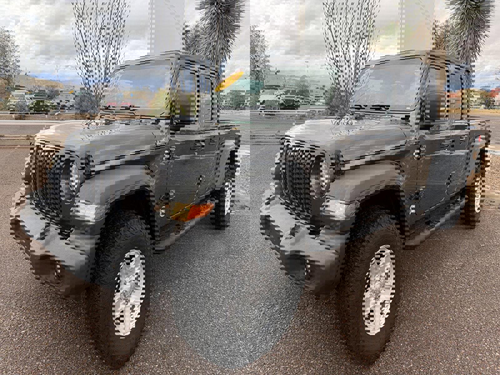 Used 2020 Jeep Gladiator Sport w/ Quick Order Package 24S image 1