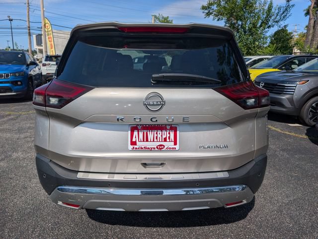 Used 2023 Nissan Rogue Platinum w/ Platinum Premium Package FWD image 4