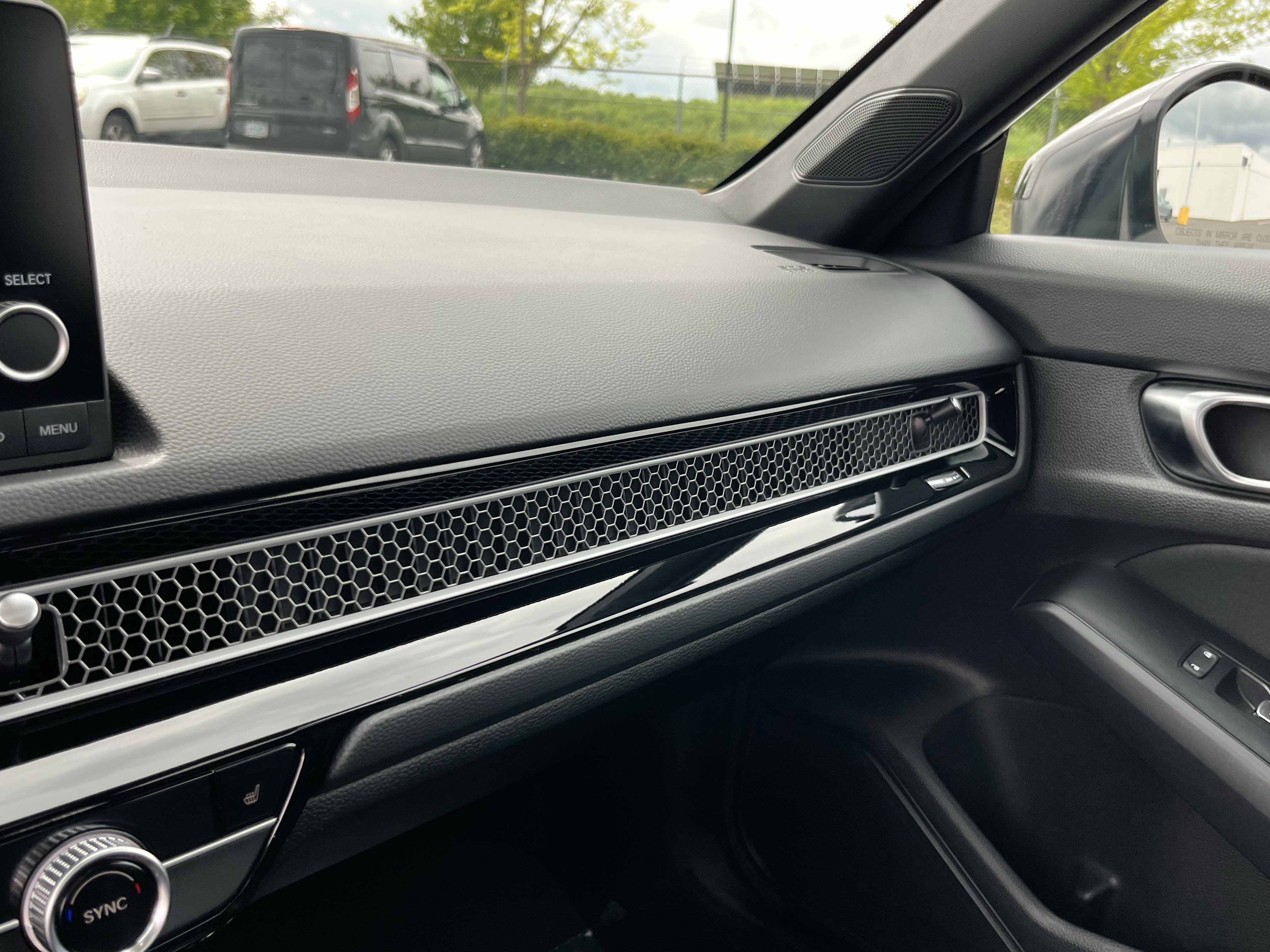 Used 2025 Honda Civic Sport image 25