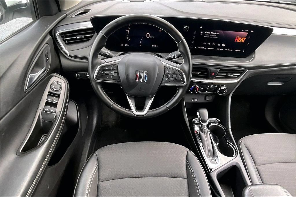 Used 2025 Buick Encore GX Preferred FWD image 8