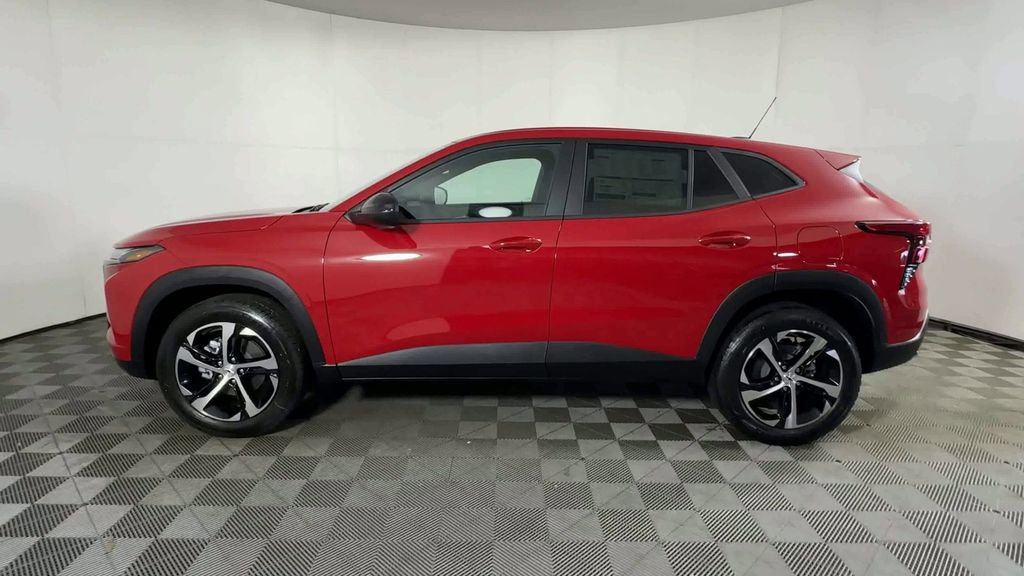 New 2026 Chevrolet Trax RS w/ Driver Confidence Package FWD image 5