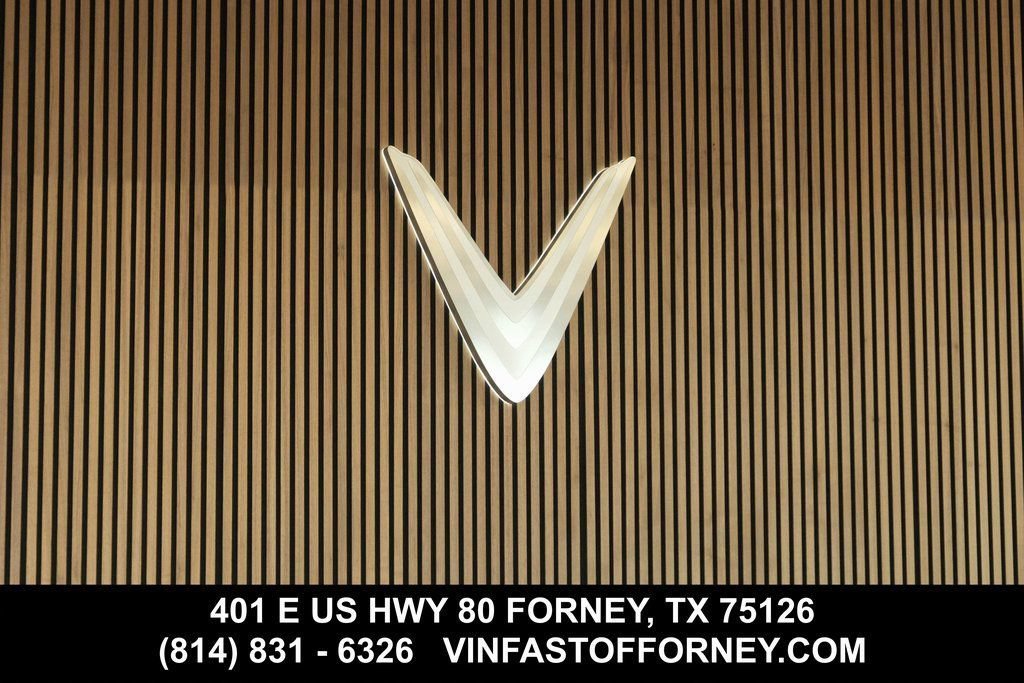 New 2024 VinFast VF 9 Plus AWD/4WD image 30