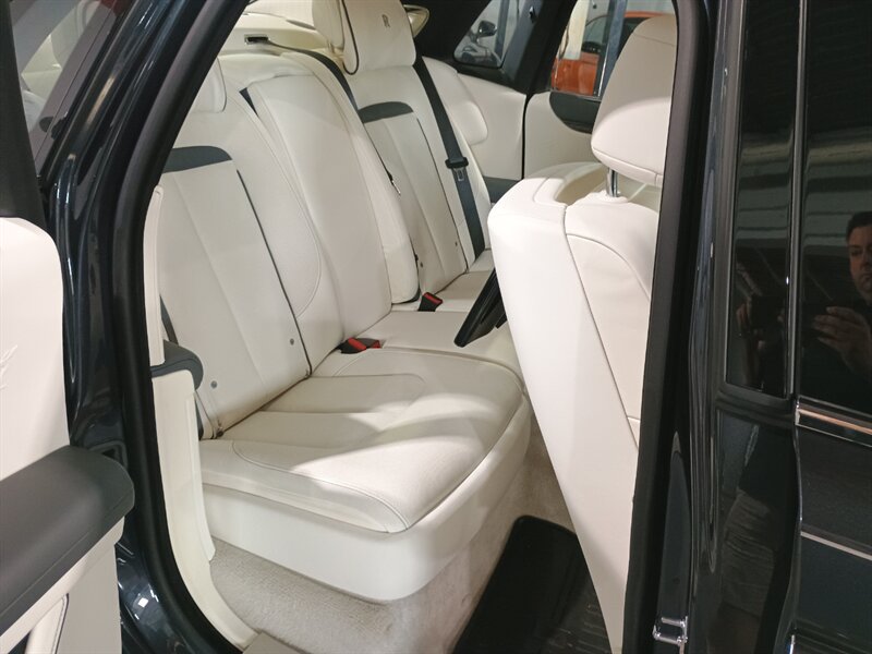 Used 2021 Rolls-Royce Ghost AWD/4WD image 48