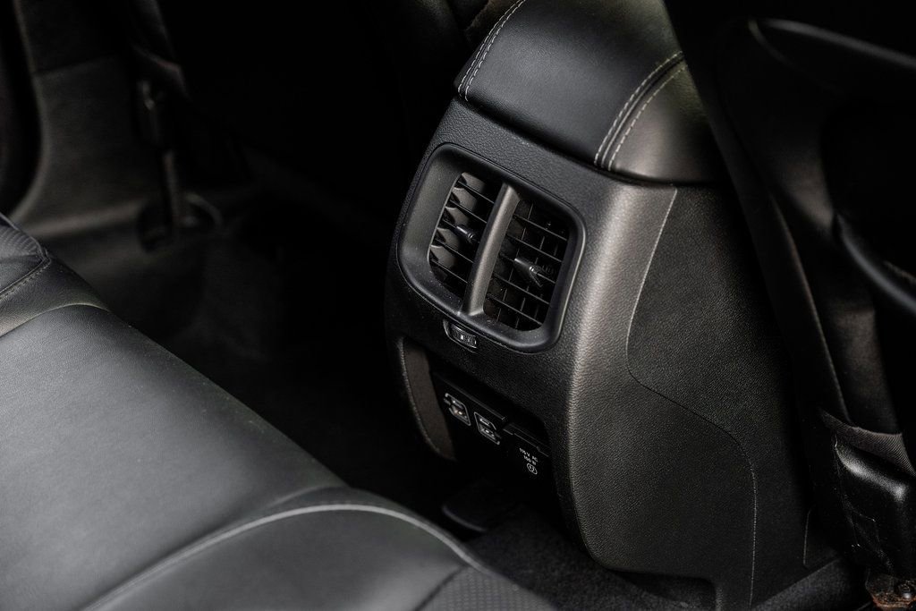 Used 2022 Jeep Cherokee Limited image 48