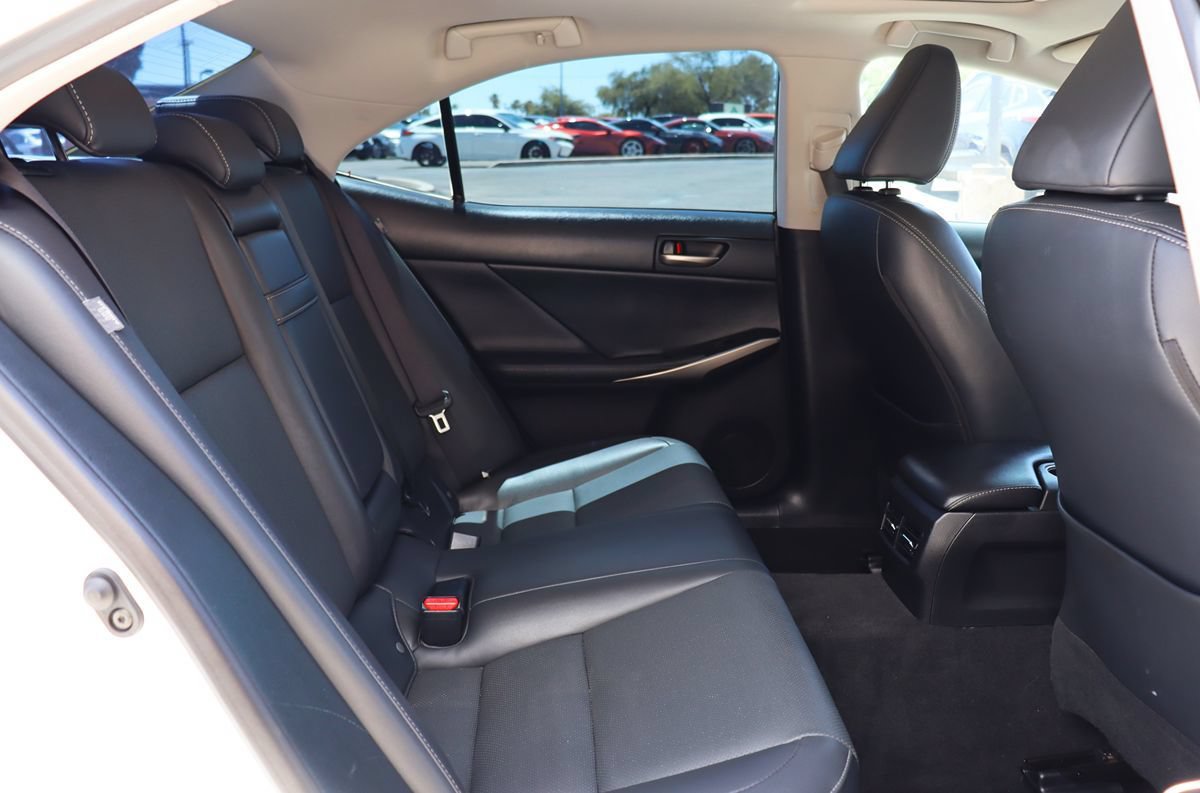 Used 2017 Lexus IS 200t w/ Navigation System Package RWD image 27