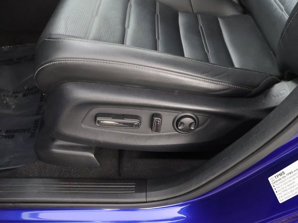 Used 2025 Honda CR-V EX-L image 32