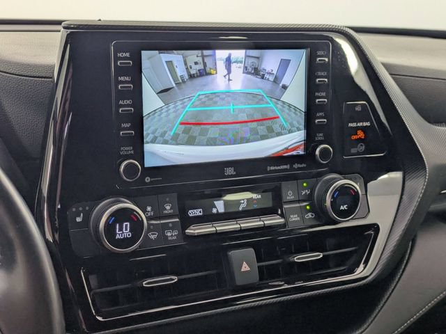 Used 2021 Toyota Highlander XSE AWD/4WD image 20
