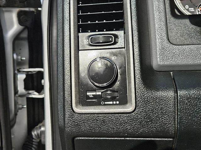 Used 2016 RAM 2500 Tradesman w/ Chrome Appearance Group image 22