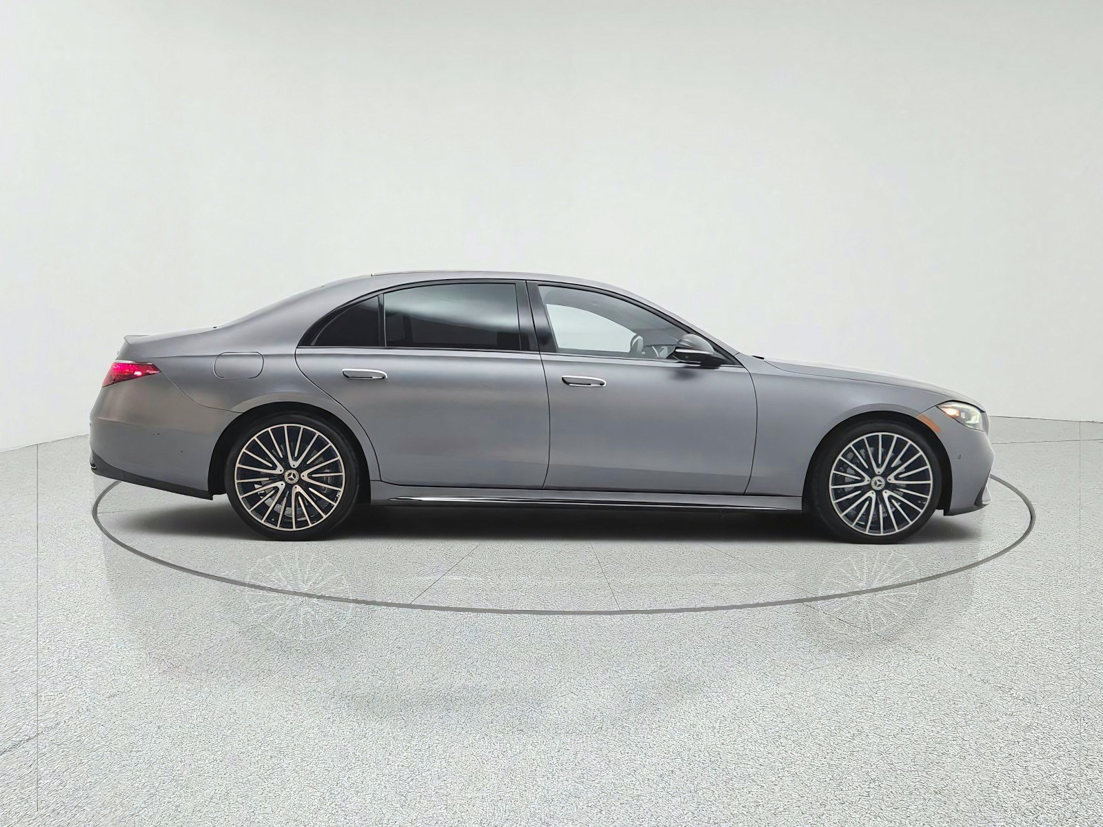 Certified 2023 Mercedes-Benz S 580 4MATIC Sedan image 4