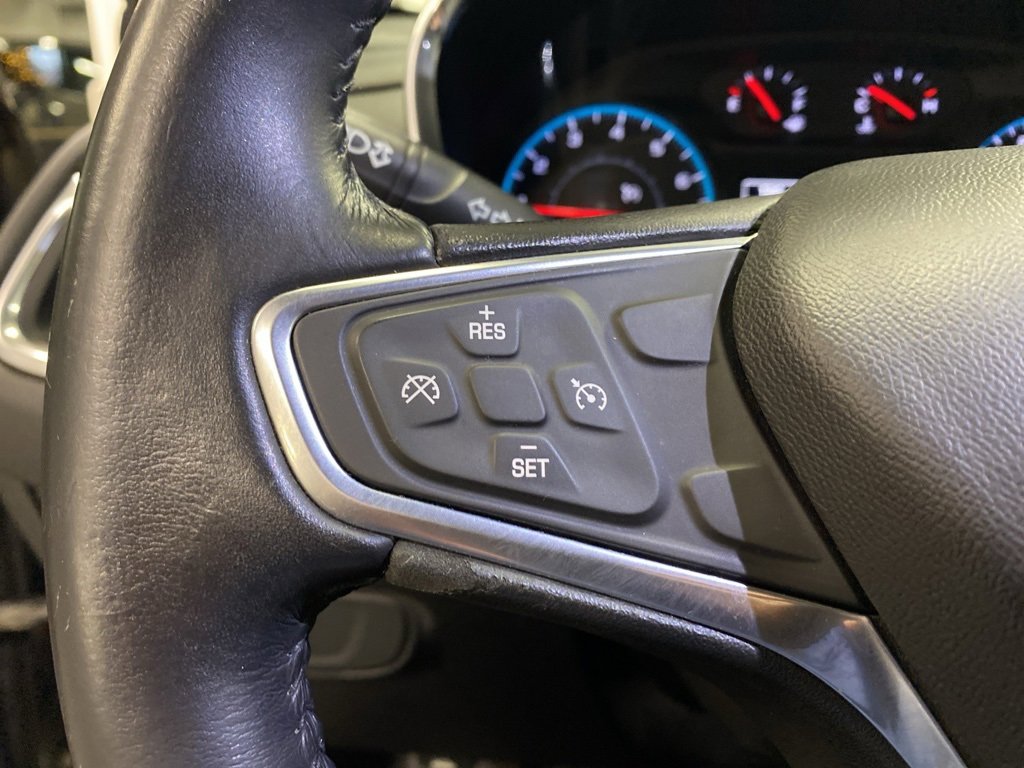 Used 2018 Chevrolet Equinox LT image 17