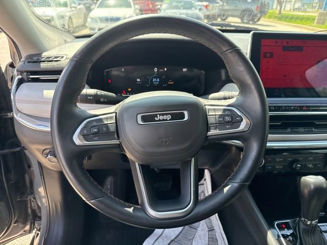 Used 2022 Jeep Compass Limited w/ Elite Group AWD/4WD image 29