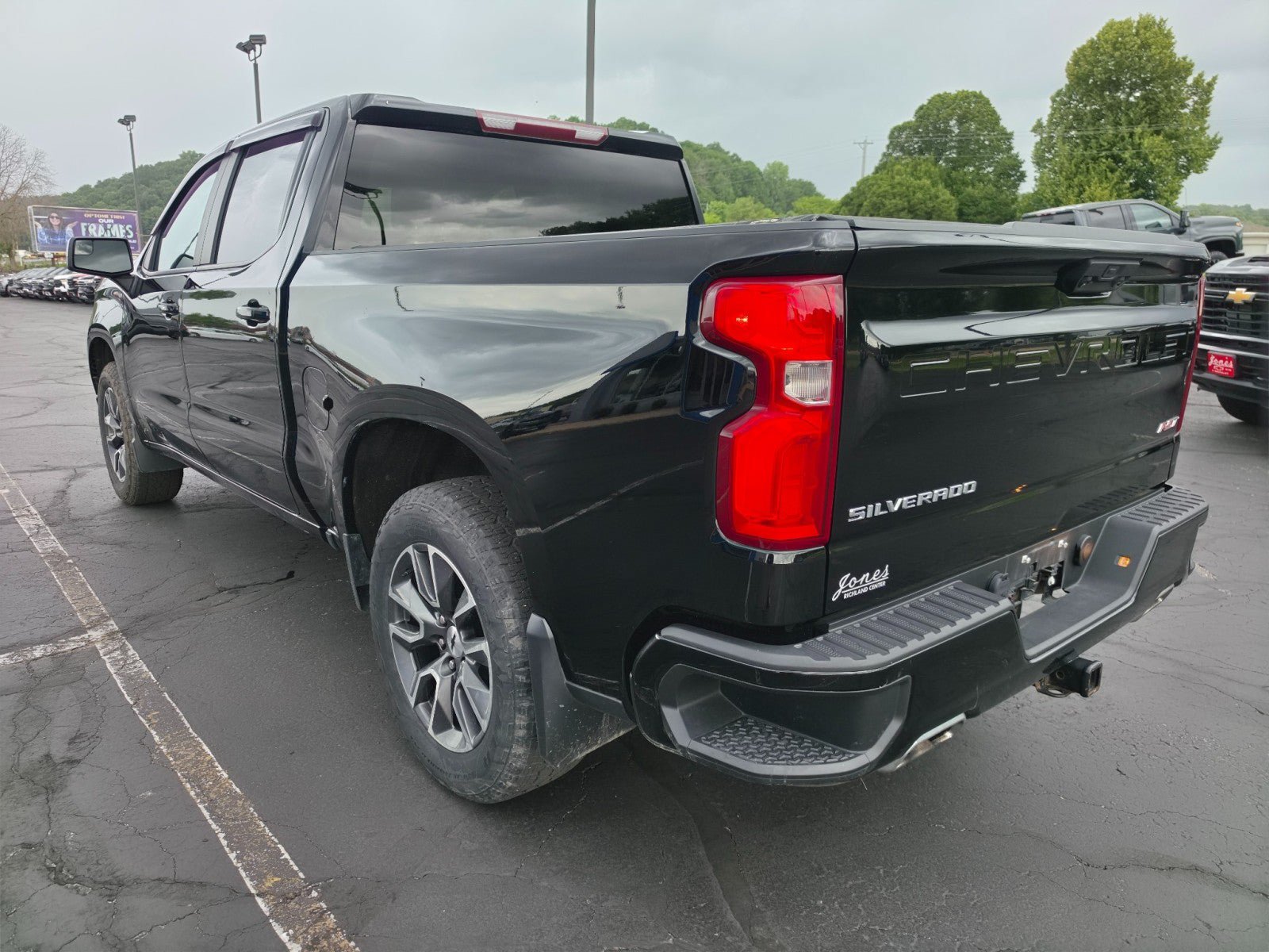 Used 2022 Chevrolet Silverado 1500 RST AWD/4WD image 3