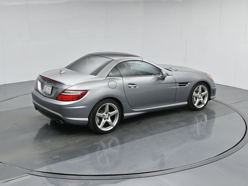 Used 2015 Mercedes-Benz SLK 250 image 35