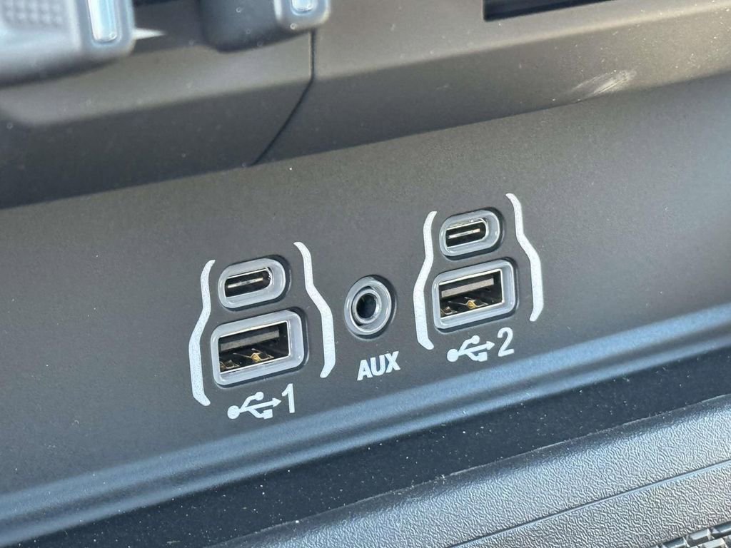 New 2026 RAM 1500 4x4 Crew Cab image 21