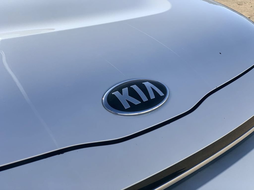 Used 2021 Kia Soul LX FWD image 30