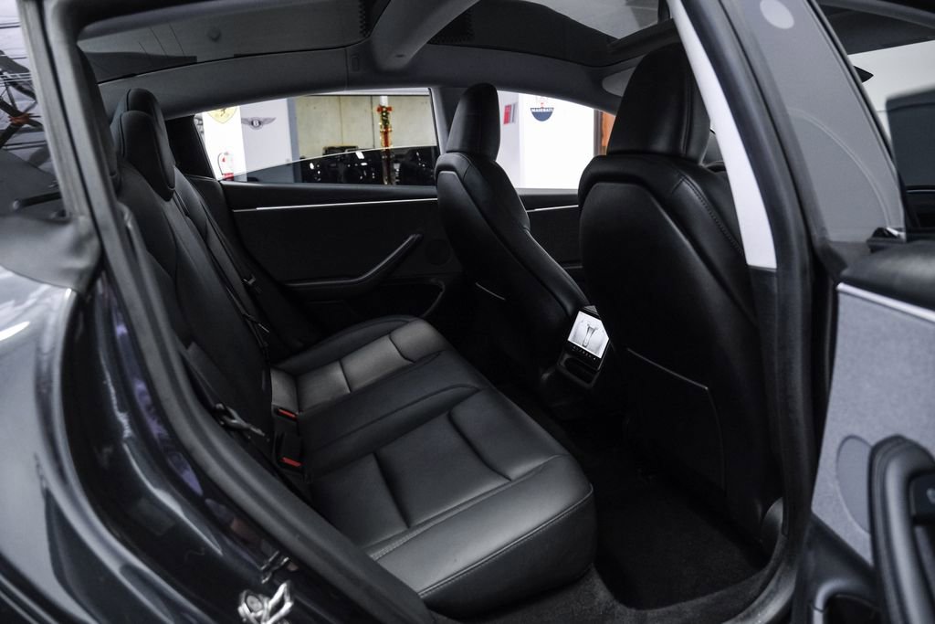Used 2024 Tesla Model 3 Standard Range RWD image 37