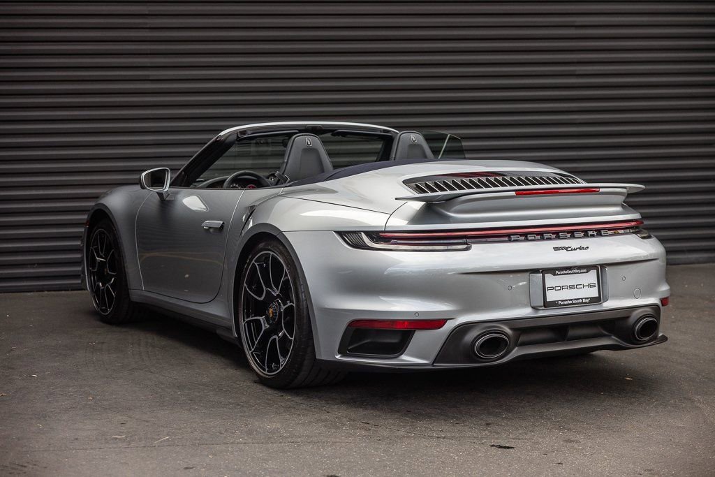 Certified 2022 Porsche 911 Turbo image 3