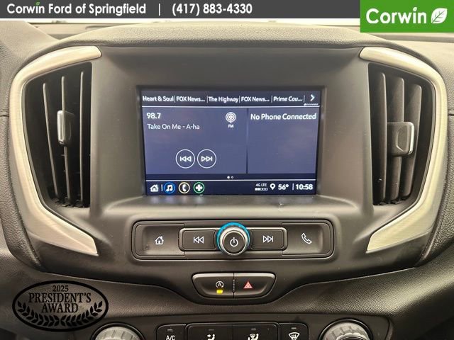 Used 2024 GMC Terrain SLE image 21