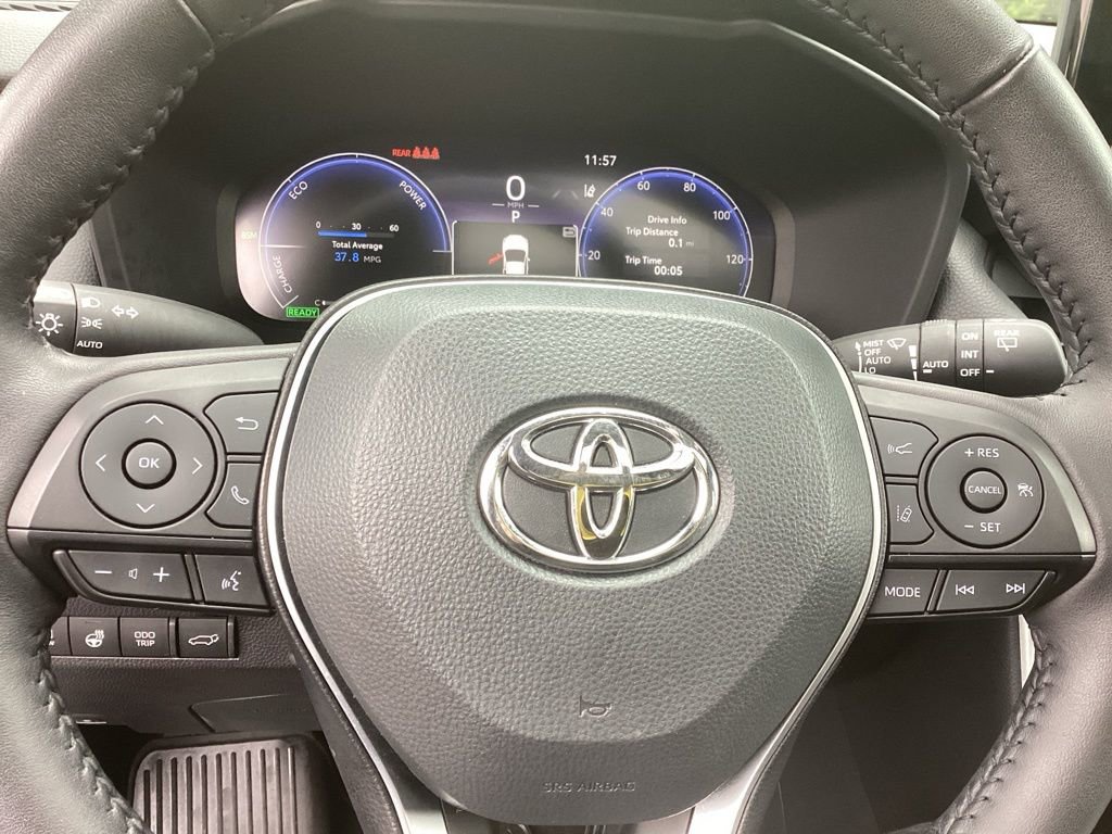 Used 2024 Toyota RAV4 XSE w/ Advanced Technology Package image 19