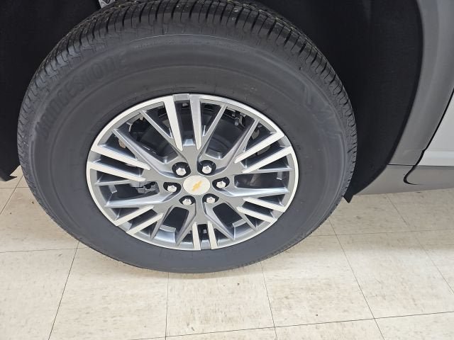New 2026 Chevrolet Traverse LT w/ Driver Confidence Package FWD image 17