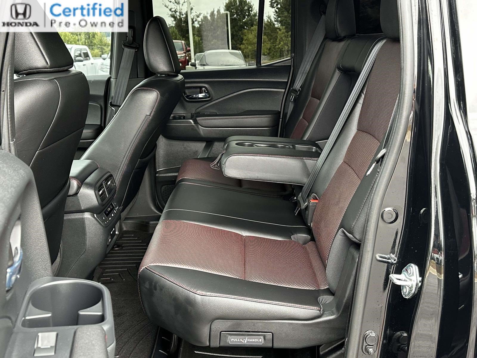Certified 2025 Honda Ridgeline Black Edition image 9