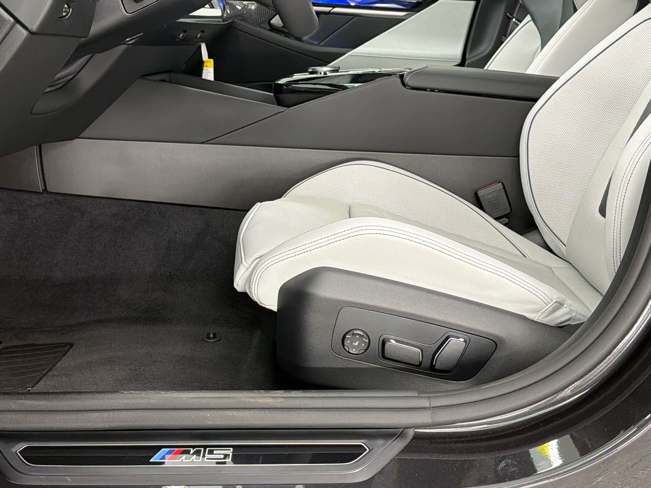 New 2027 BMW M5 Touring w/ M Driver's Package AWD/4WD image 15