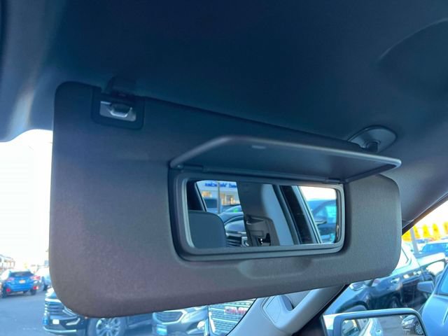 Used 2025 Chevrolet Silverado 1500 LT AWD/4WD image 32