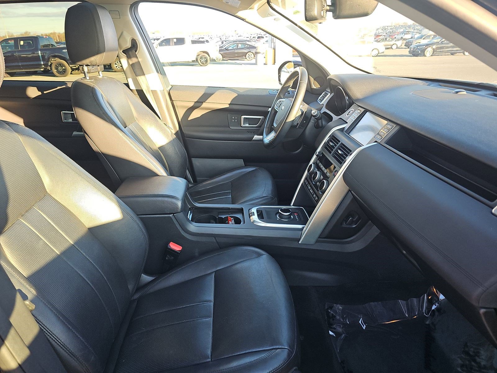 Used 2019 Land Rover Discovery Sport AWD/4WD image 13