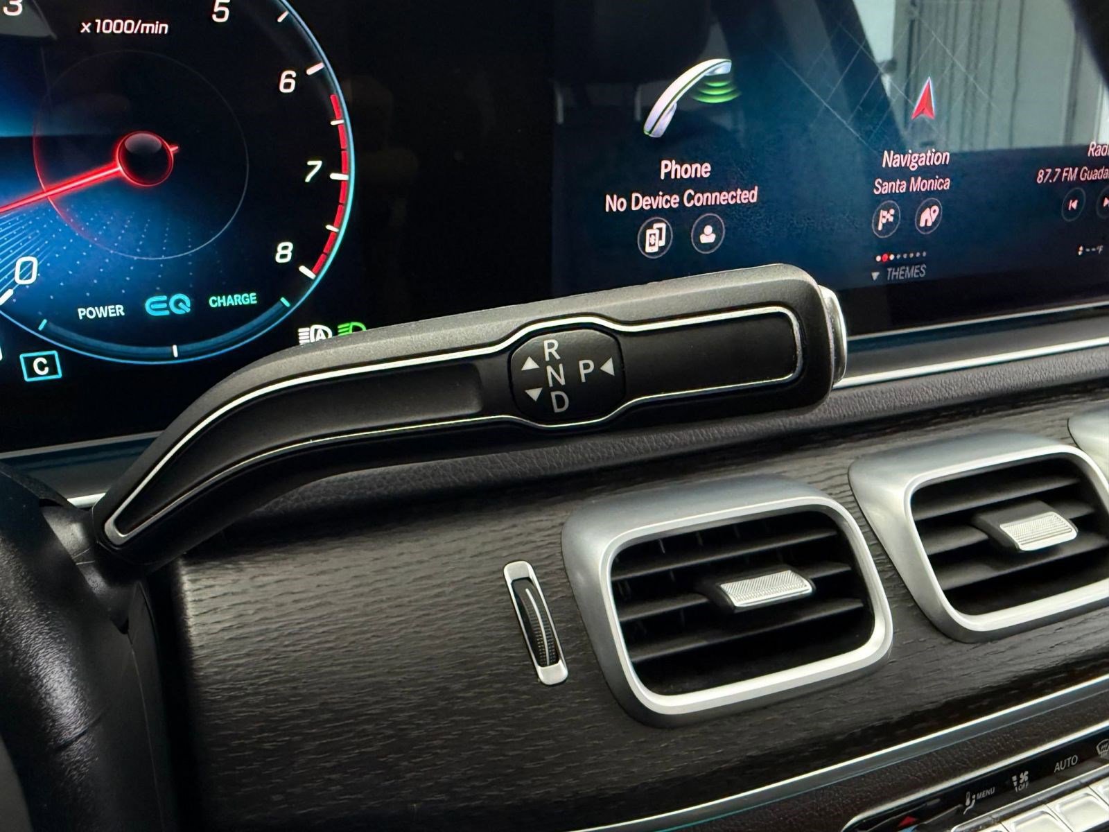 Used 2023 Mercedes-Benz GLS 450 4MATIC w/ AMG Line Exterior image 16