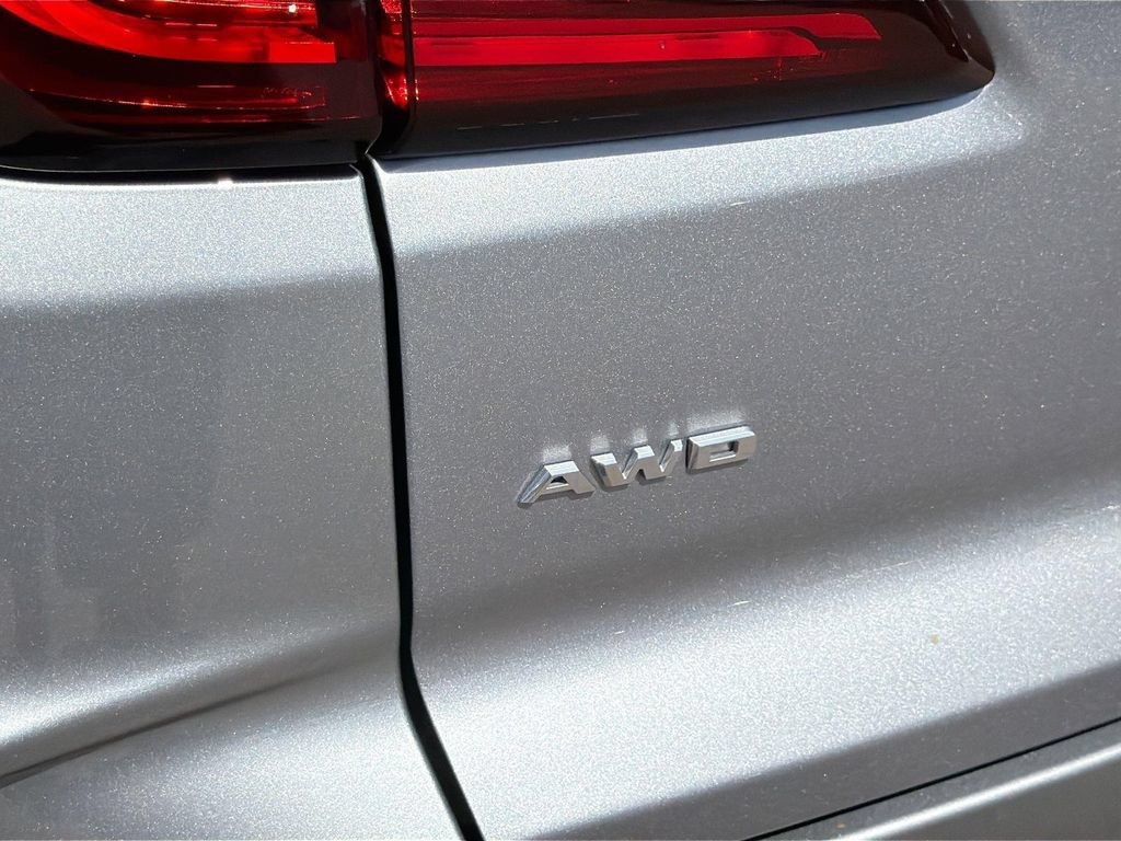 Certified 2024 Cadillac XT4 Premium Luxury AWD/4WD image 29