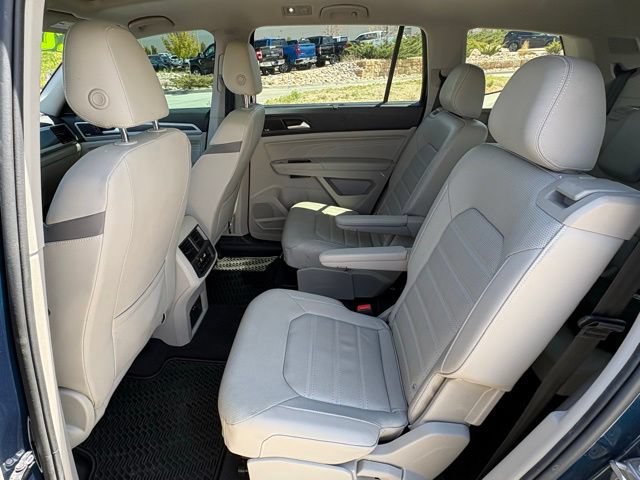 Used 2022 Volkswagen Atlas SEL Premium AWD/4WD image 25