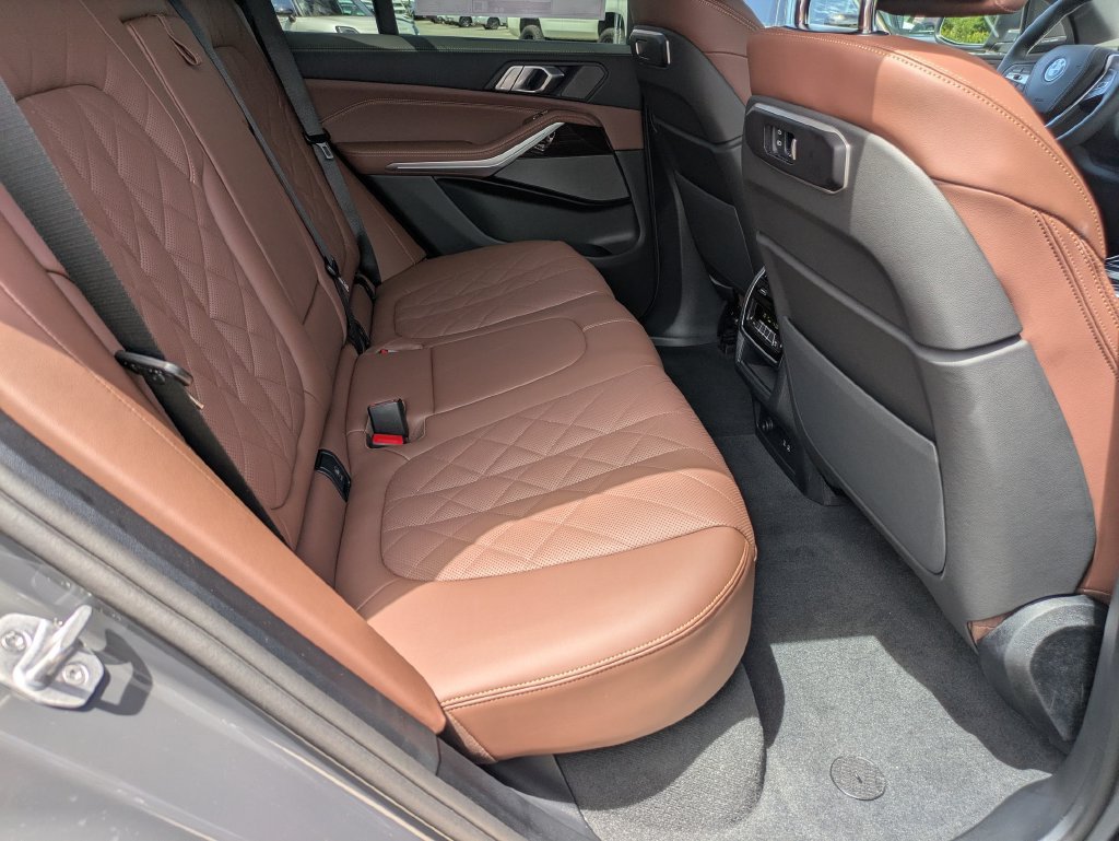 New 2026 BMW X5 xDrive50e AWD/4WD image 22