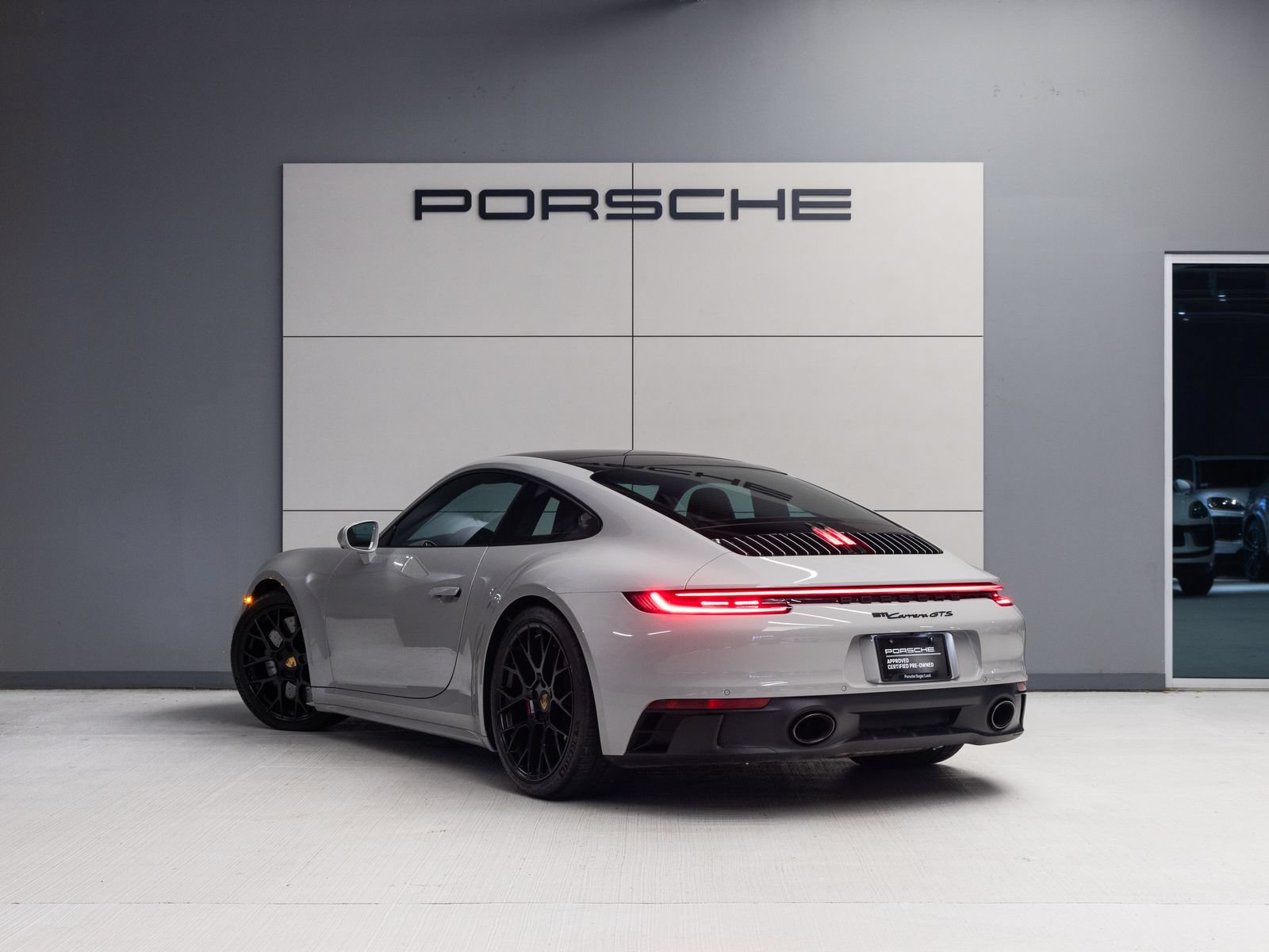 Certified 2024 Porsche 911 Carrera GTS RWD image 5