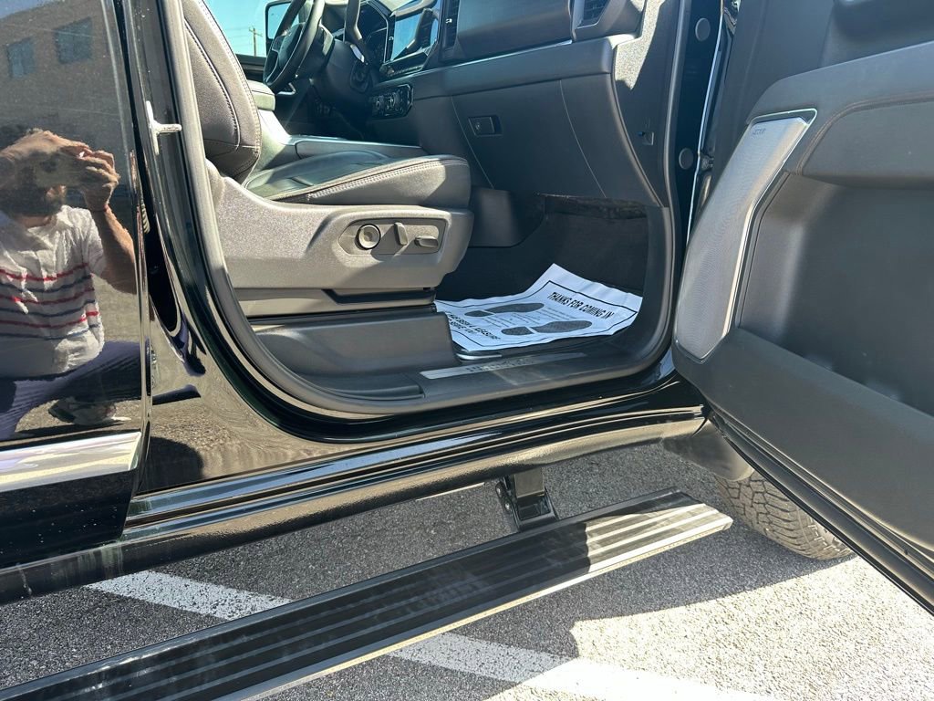 Used 2025 Chevrolet Silverado 2500 High Country w/ Technology Package image 23