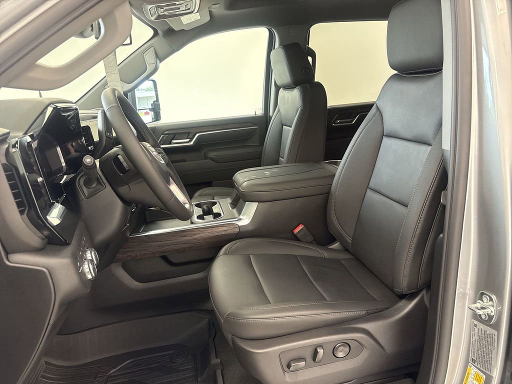 New 2026 GMC Sierra 3500 SLT w/ SLT Convenience Package image 20
