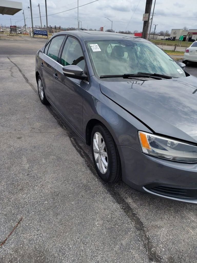 Used 2014 Volkswagen Jetta SE image 3