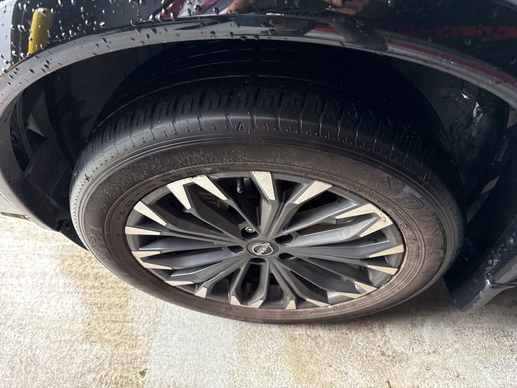 Certified 2024 Nissan Rogue Platinum w/ Platinum Premium Package image 8