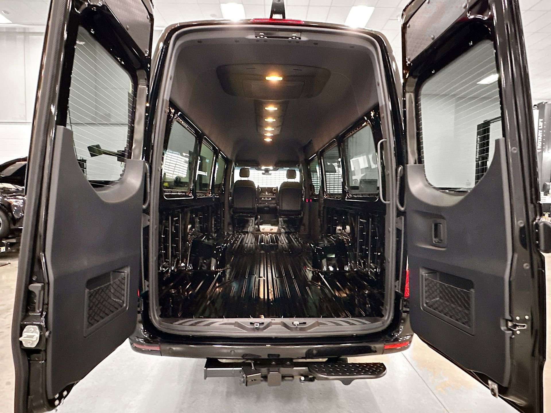 New 2026 Mercedes-Benz Sprinter 3500 image 25