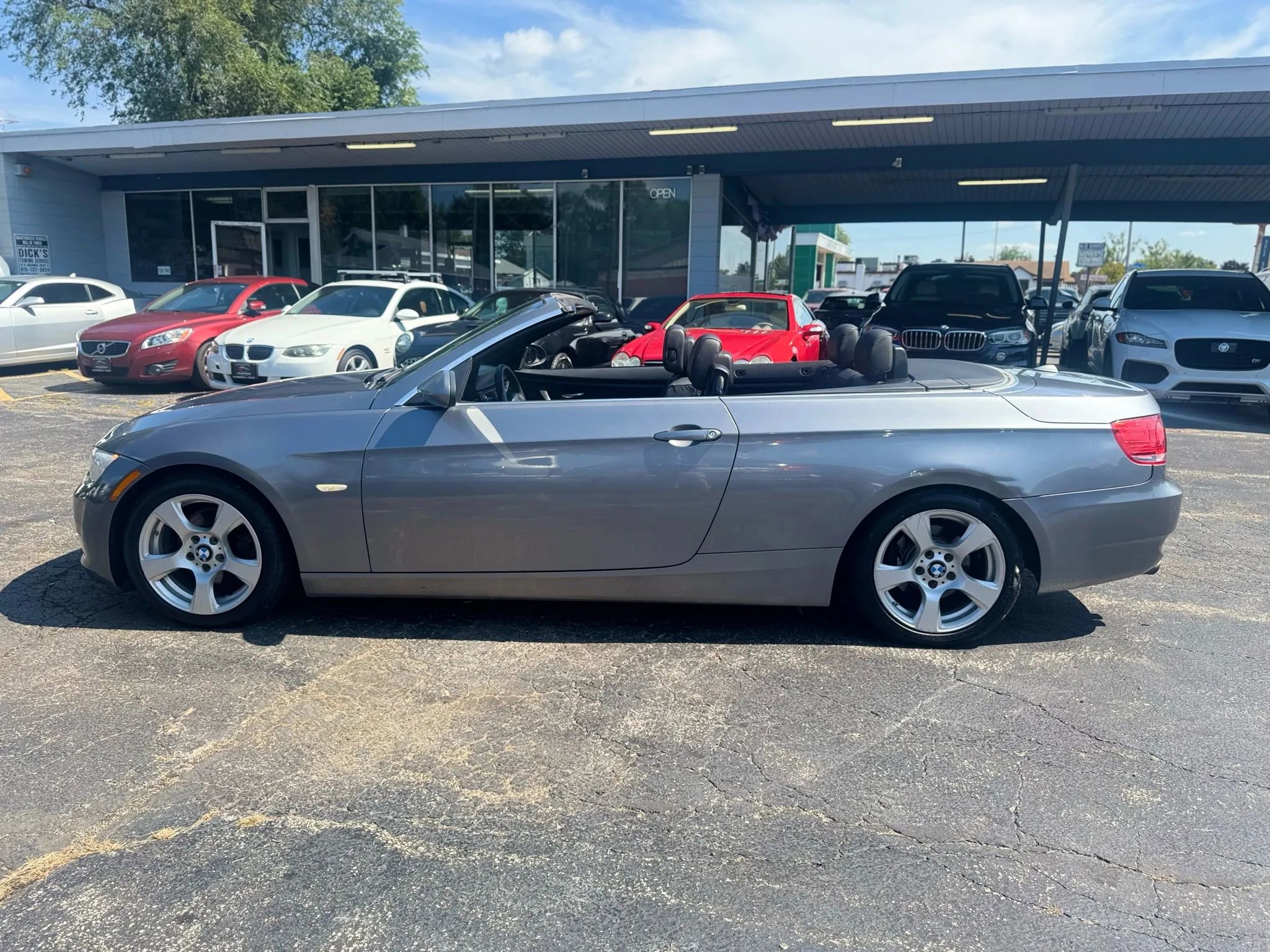 Used 2009 BMW 328i Convertible image 11